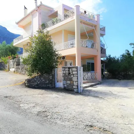 Paralia Vergas Apartments Studio *